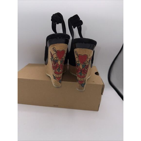 GUCCI READ **Black Suede SlingBack Cork Tattoo Wedge Platform Heel Sandals Sz 8 - Picture 2 of 14